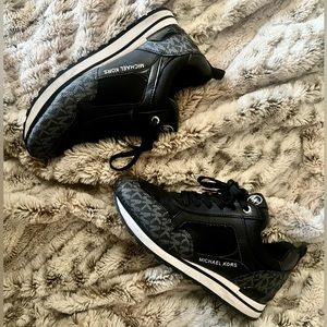 Michael Kors Sneakers